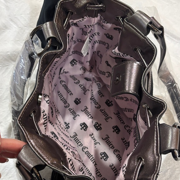 Juicy Couture Black and Metallic Shoulder Bag - Picture 6 of 7